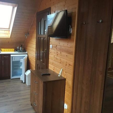 Pokoje Vip トシェンサチ エクステリア 写真