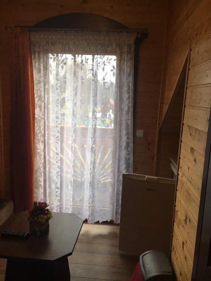 Pokoje Vip トシェンサチ エクステリア 写真